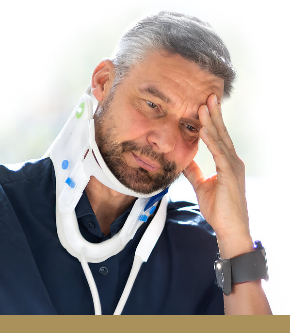 A personal injury victim wearing a neck brace in St. Petersburg, Florida