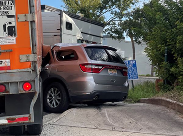 Grey SUV after a Tampa accident